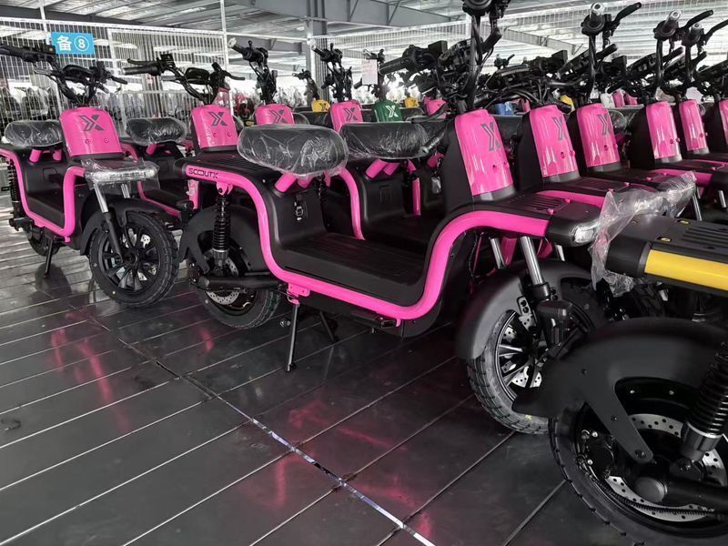 Електроскутер ScoutX U1s 120 км 1500 Вт рожевий scoutx-u1s-pink фото